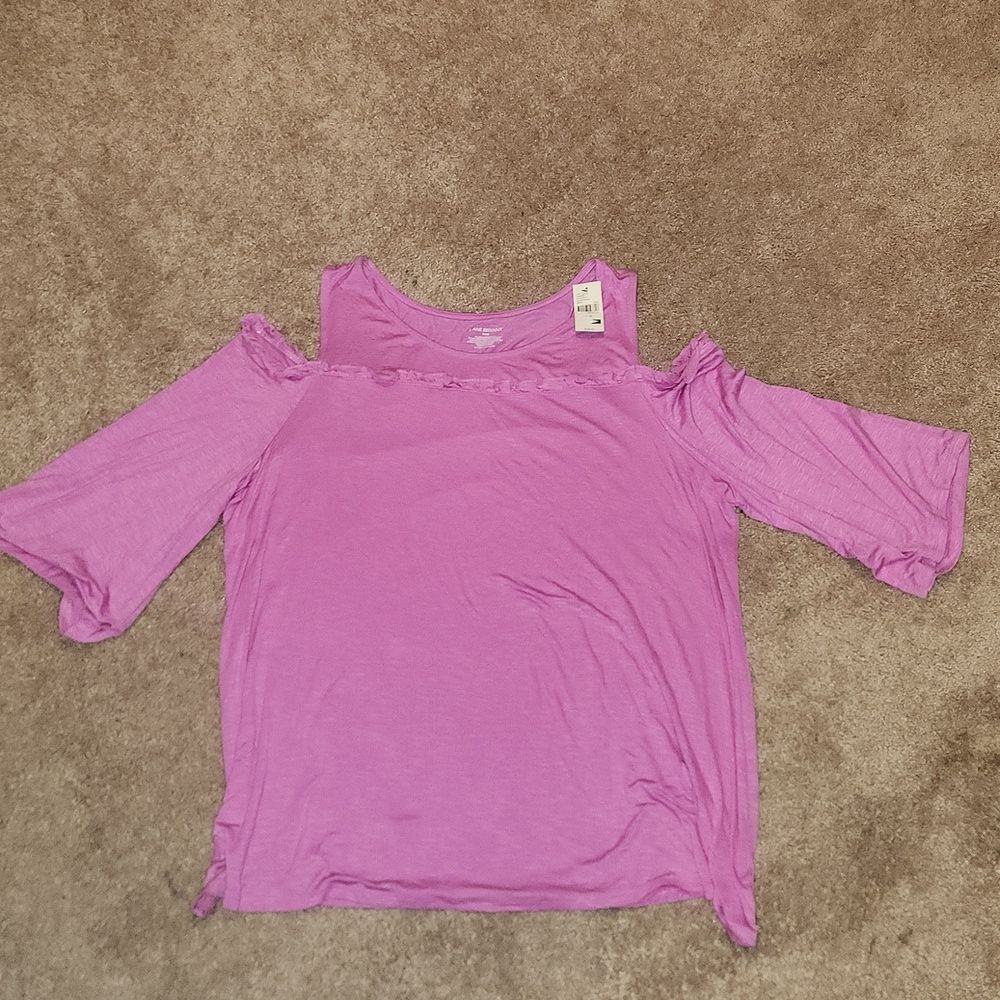 NWT Lane Bryant Cold Shoulder Ruffle Detail Blouse Size 26/28 Plus Size Spring